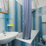 Boutique Room Kaja Walk To Old Town & Riva