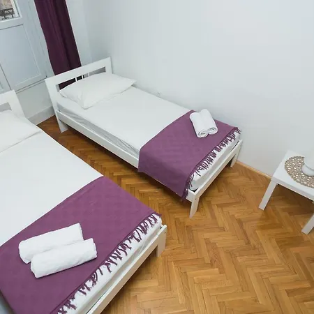 Boutique Room Kaja Walk To Old Town & Riva *