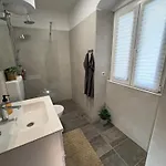Casa de hóspedes Boutique Room Kaja Walk To Old Town & Riva