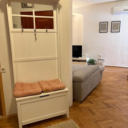 Boutique Kaja Walk To Old Town & Riva Pensionat Split
